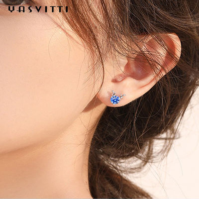 Christmas Jewelry Gift Fashion Small Deer Earrings Personality Blue White Rhinestone Luxury Ladies Earrings Jewelry