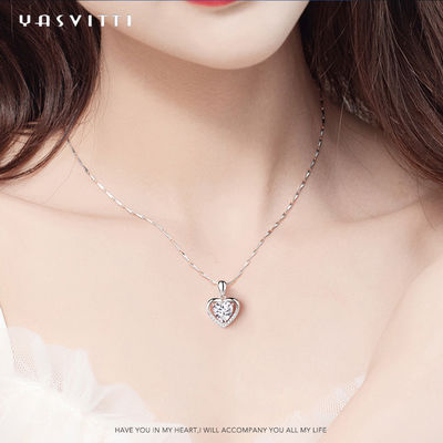 0.69ft 0.7oz Sterling Silver Heart Pendant Necklace Fiancée Cubic Zirconia Necklace